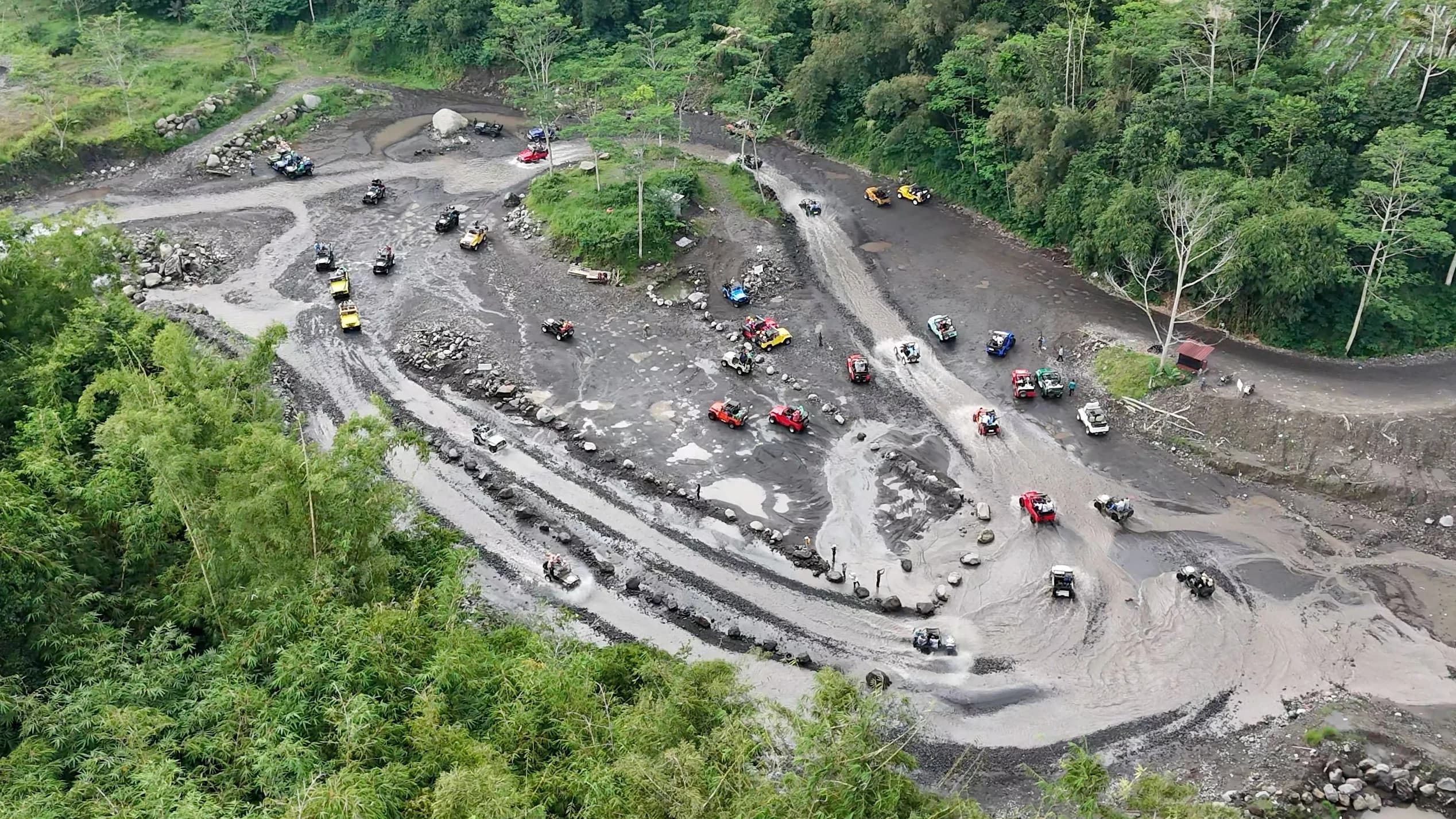 Tur Merapi Jeep